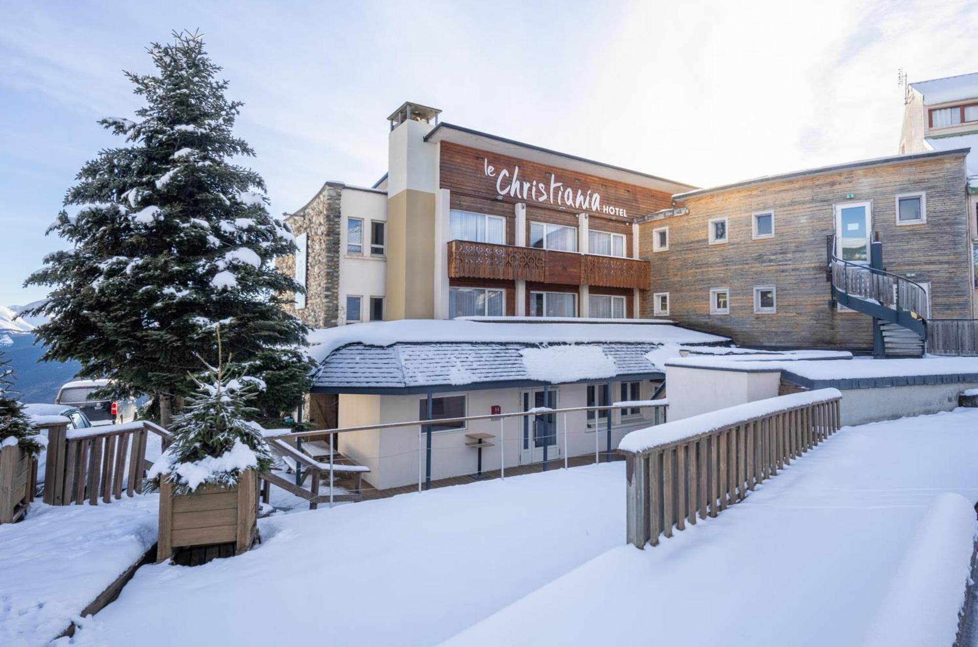 Le Christiania Hotel Saint-Lary-Soulan Exterior foto